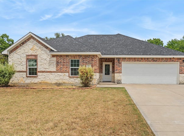 601 E Jefferson Street, Waxahachie, TX 75165