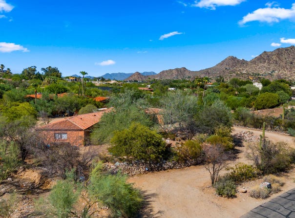 4510 E PEPPER TREE Lane, Paradise Valley, AZ 85253