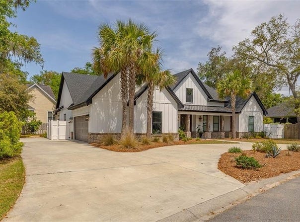 121 Calwell Street, St Simons Island, GA 31522