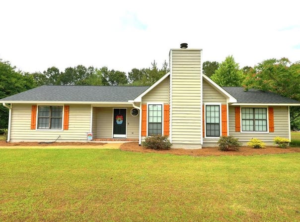 249 Longwood Dr., Thomasville, GA 31757