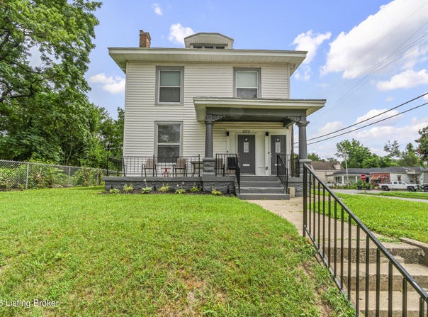 1373 Cypress St, Louisville, KY 40211