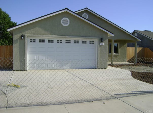 2615 Gable Avenue, Corcoran, CA 93212