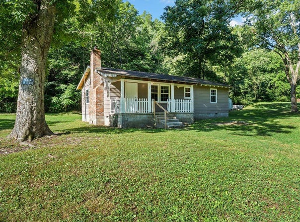 233 Happy Hollow Rd Road, Anderson, MO 64831