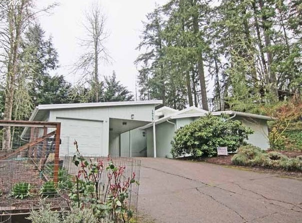 1975 W 34TH AVE, Eugene, OR 97405