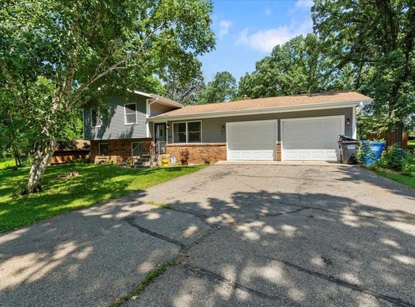 515 Schwantz Road, Pardeeville, WI 53954