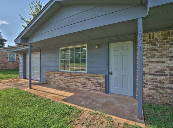 1901 East Main Street, Shawnee, OK 74801