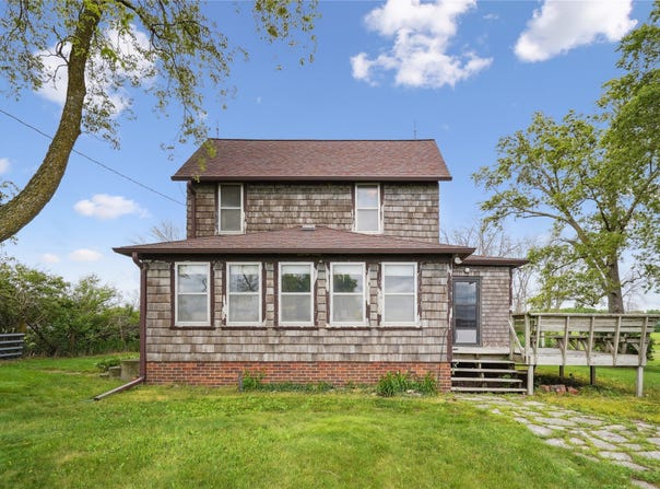 60361 210th Street, Nevada, IA 50201