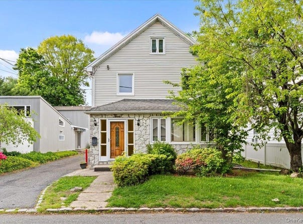3 Franklin Road, Great Neck, NY 11024