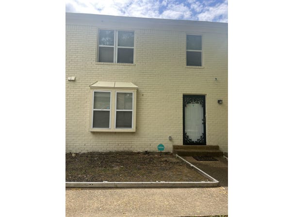 5994 LOFTY OAK Cir, Memphis, TN 38115