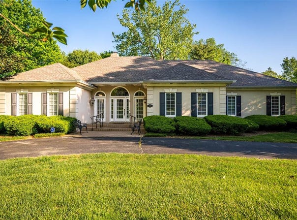 210 Daleview Circle, Russellville, KY 42276