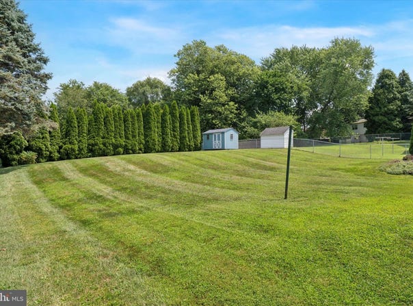 675 BENDER DRIVE, UPPER CHICHESTER, PA 19014