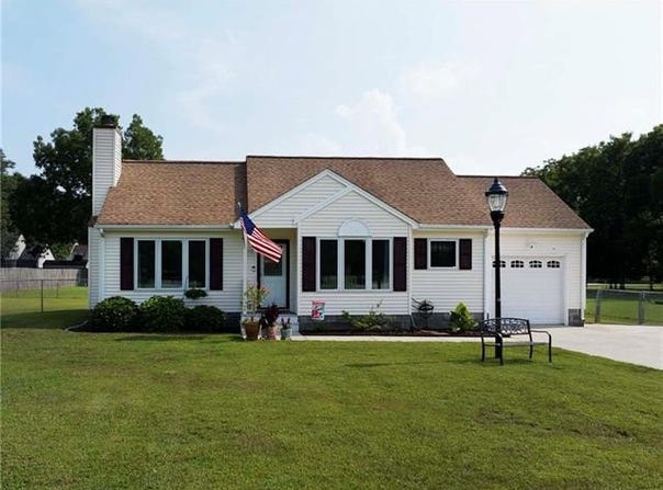 6766 Magnolia Drive, Gloucester, VA 23061