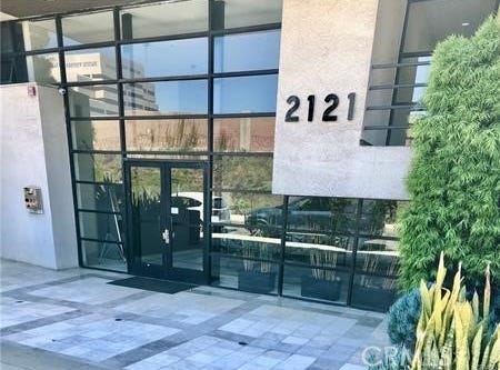 2121 Beloit, Los Angeles, CA 90025