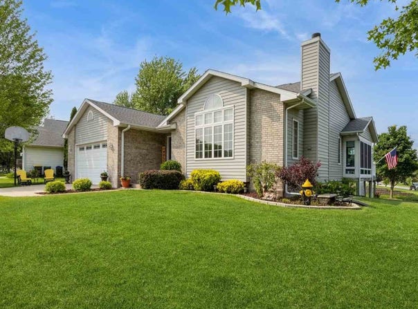 3428 Lower West Branch Rd, IowaCity, IA 52245
