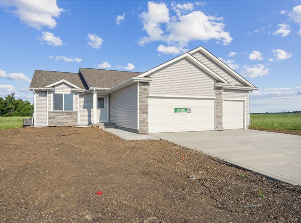 2410 Spruce Street, Granger, IA 50109