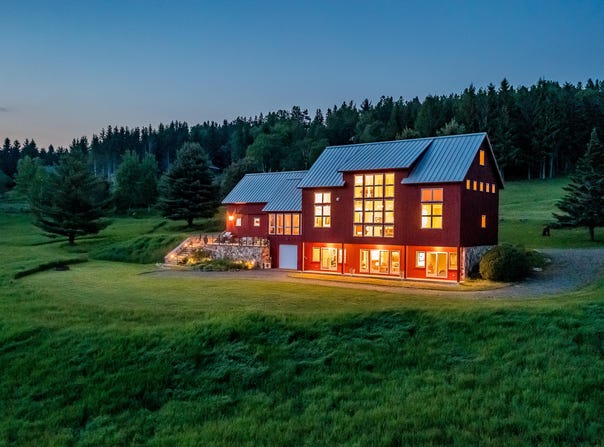 39 Kendall Farm Trail, Rangeley, ME 04970