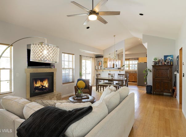 465 Chatfield Lane, Gypsum, CO 81637