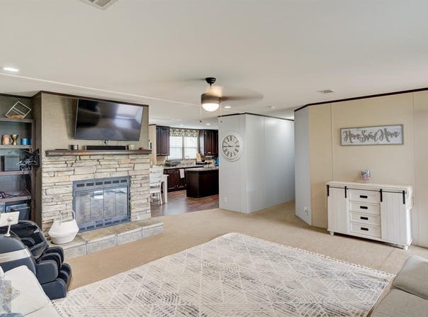 606 Black Scoter Drive, Princeton, LA 71067