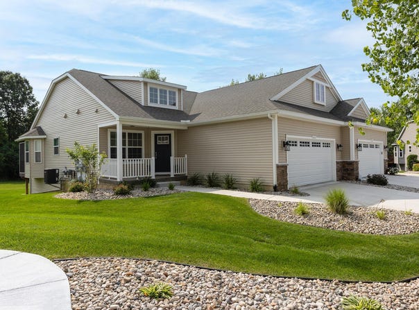4115 Stoneridge Drive, Jackson, MI 49203