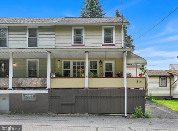 314 W FRONT STREET, LANSFORD, PA 18232