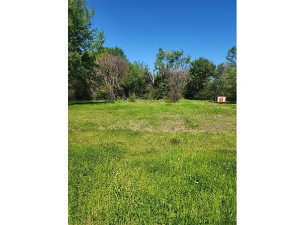 112 Lindy Lee Lane, Mabank, TX 75156