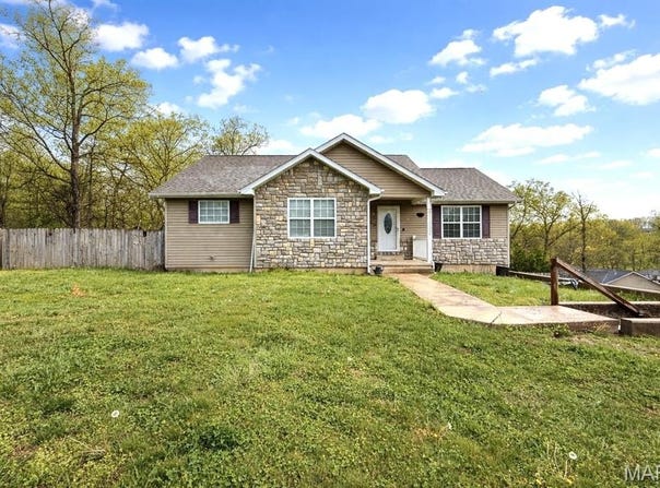 15729 Terris Lane, St Robert, MO 65584