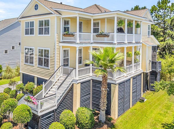 2282 Sandy Point Lane, Mount Pleasant, SC 29466