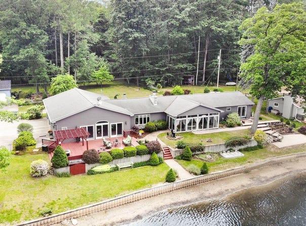 781 S Bass Lake Road, Vestaburg, MI 48891