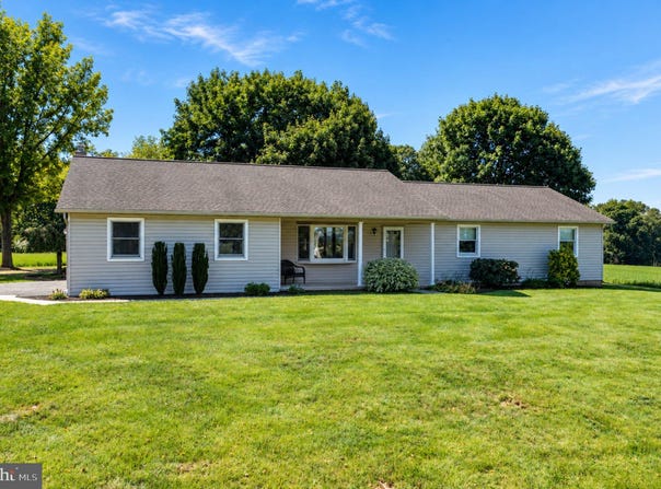 295 DRYVILLE Road, FLEETWOOD, PA 19522