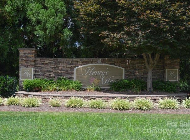 205 Henrys Glen Drive, Morganton, NC 28655