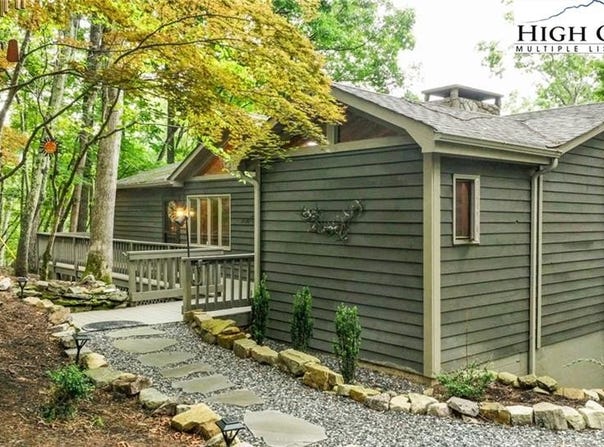 239 Elk Ridge Road, Deep Gap, NC 28618