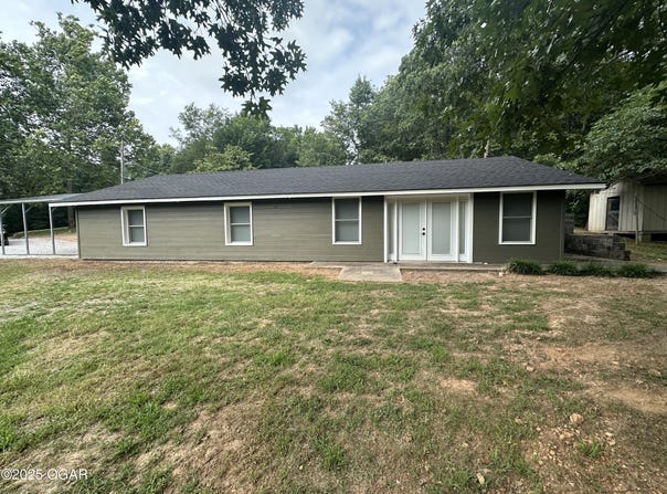 2322 Spring Flood Road, Goodman, MO 64843