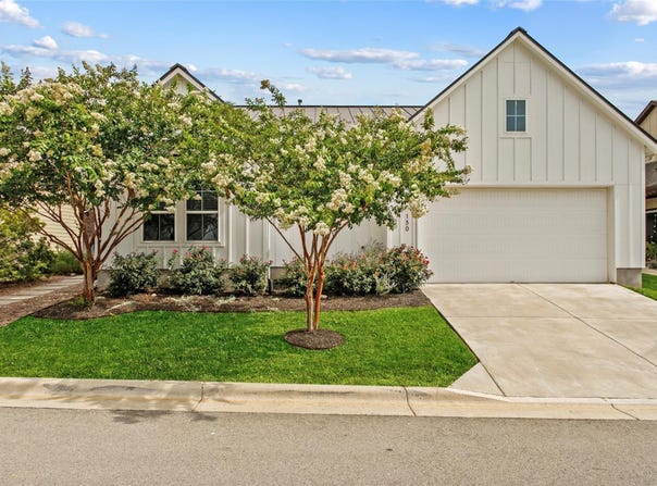 130 Volterra LN, Dripping Springs, TX 78620