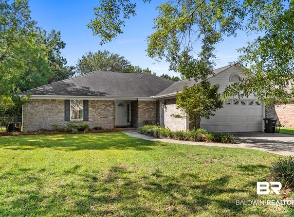 1 Troyer Court, Fairhope, AL 36532