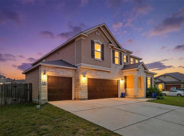 305 Kat Garnet Dr, Kyle, TX 78640