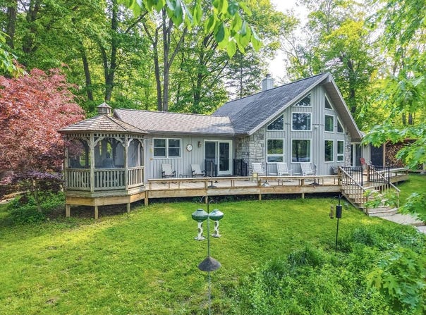 620 W Warren Woods Road, Galien, MI 49113