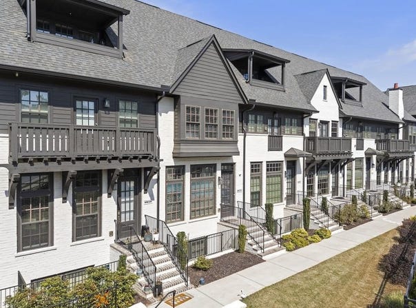 6654 Sterling Drive, Atlanta, GA 30328