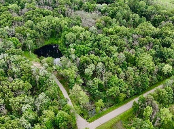 2284 15th Drive, Friendship, WI 53934