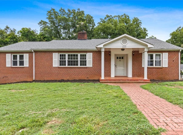 443 W Main Street, Elkin, NC 28621