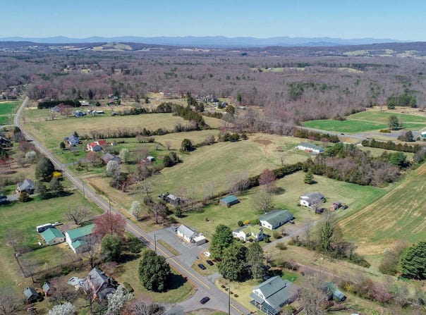 23209 VILLAGE ROAD, UNIONVILLE, VA 22567