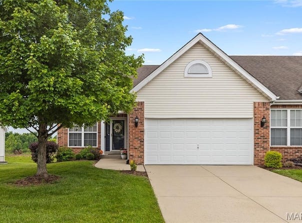 646 Ember Crest Drive, Fairview Heights, IL 62208