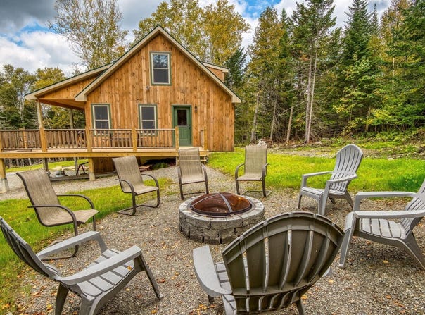 11 Red Fox Lane, Dallas Plt, ME 04970