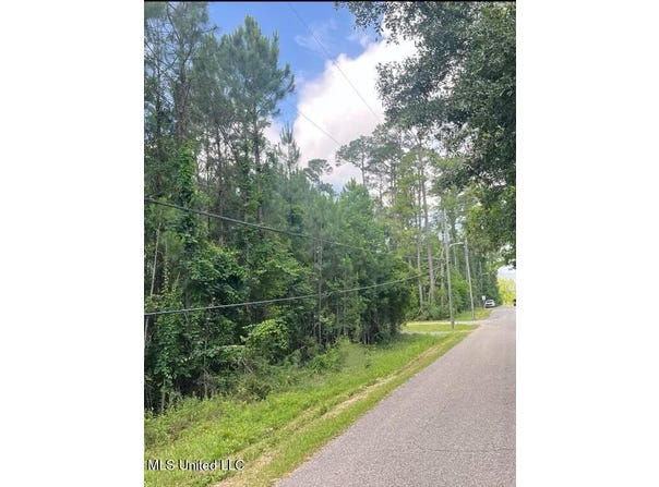 Evans Road, Gulfport, MS 39507