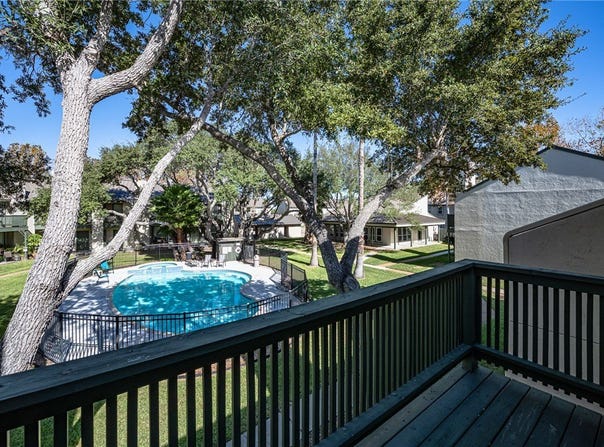 302 Saint Andrews Street unit: J-103, Rockport, TX 78382