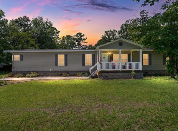 215 Hines Drive, Bonneau, SC 29431