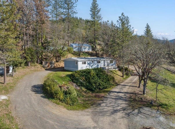 18505 E Evans Creek Road, Rogue River, OR 97537