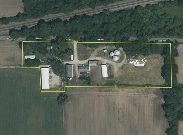 4702 W 800 Roads, Union Mills, IN 46382-9655