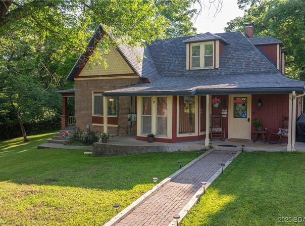 87 Outback Loop, Linn Creek, MO 65052