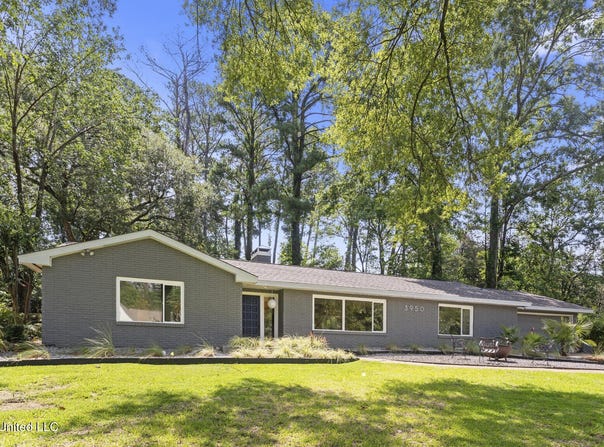 3950 Eastline Drive, Jackson, MS 39211