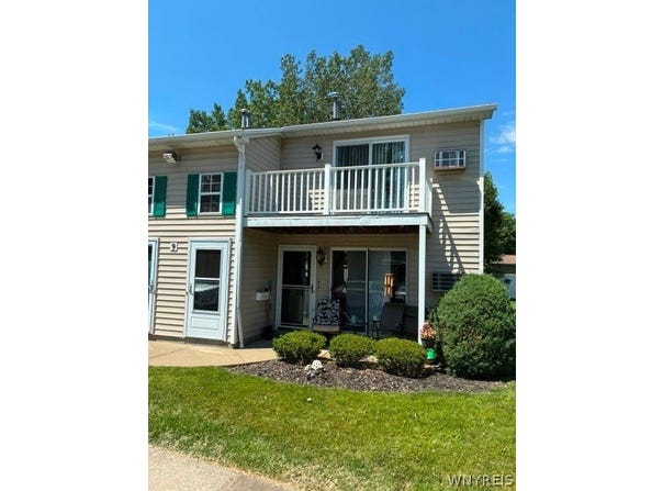 9B Sunmist, Buffalo, NY 14228
